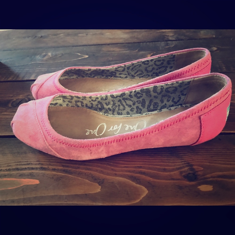 Toms pink ballet flats